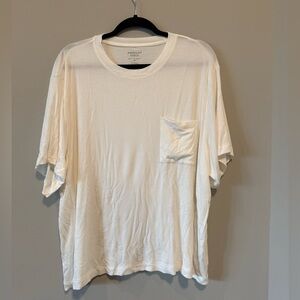 American Eagle Outfitters White Short Sleeve Tee XL